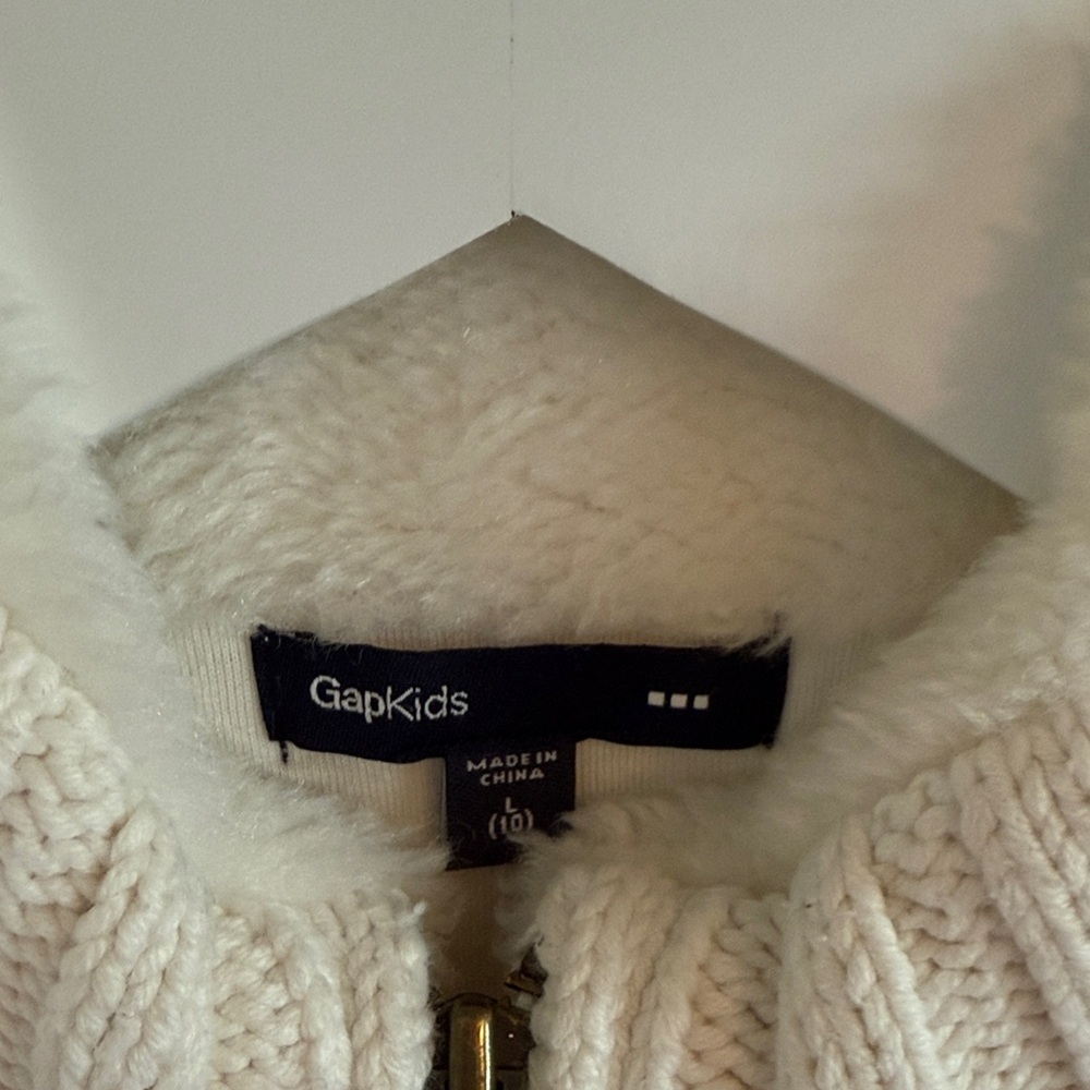 Gap Kids Cream Cable Knit Sweater Vest Size L (10) - Picture 4 of 7